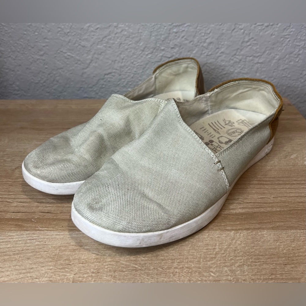 Chaco 1217 Davis Driving Loafers Slip On Tan Canvas Shoes Women’s Size 9.5